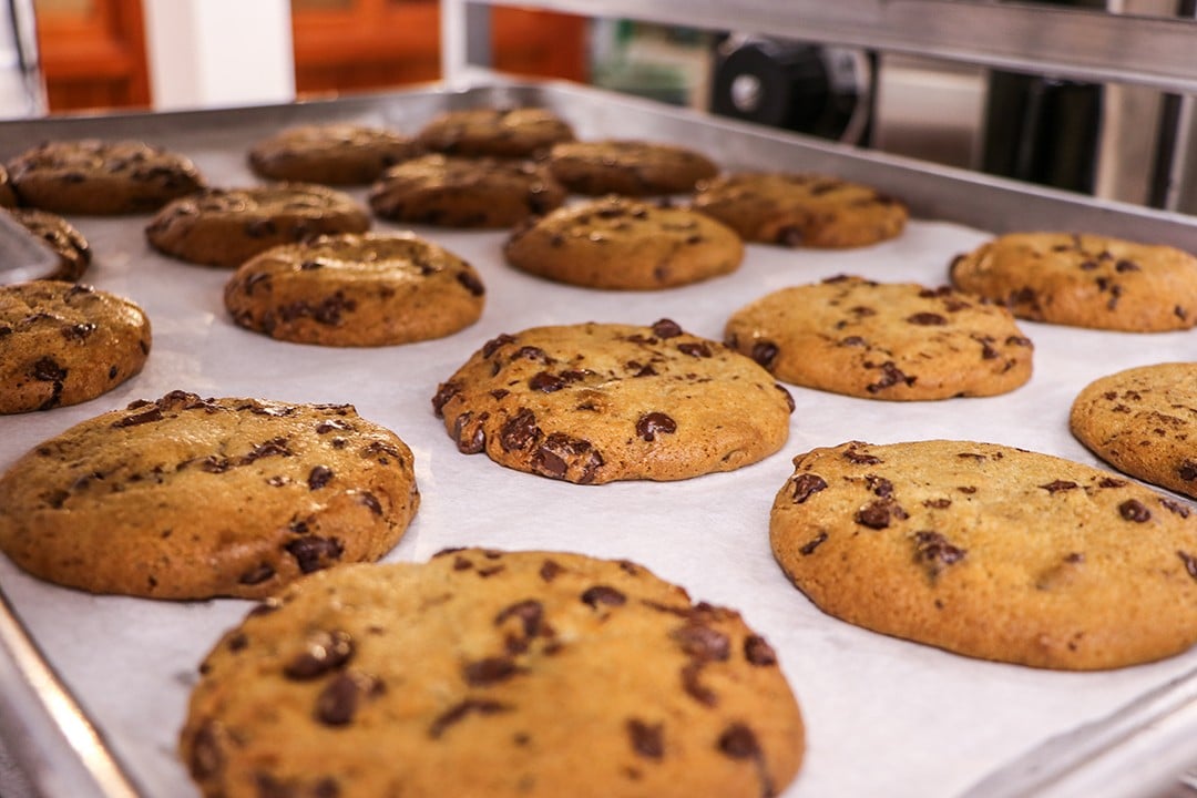 Vote for Famous 4th Street Cookies for USA Today Best Cookie Shop!